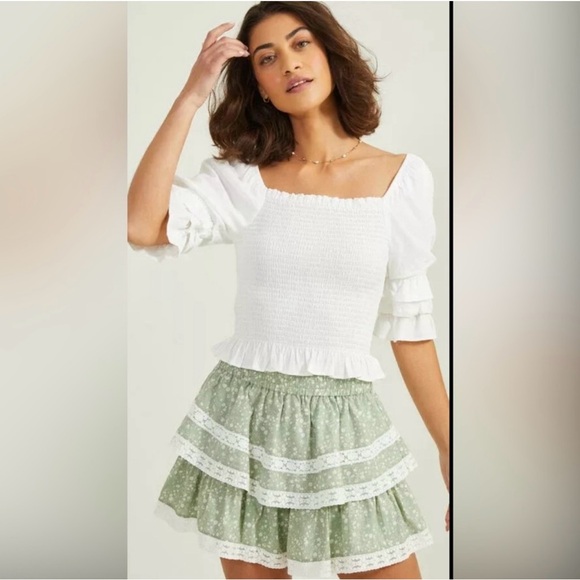 Altar’d State Raleigh Lace Ruffle Shorts - Picture 4 of 4